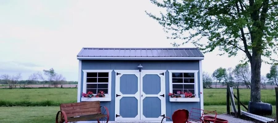 She-shed interior styling