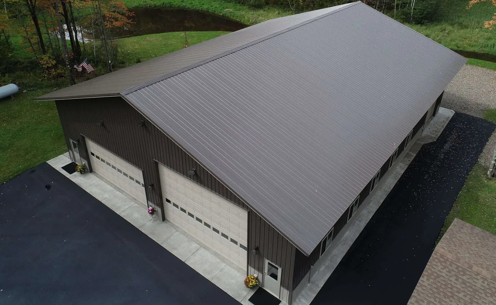 Sherman pole building front elevation