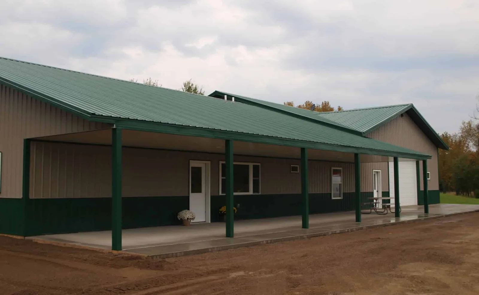 Shouse with attached living quarters