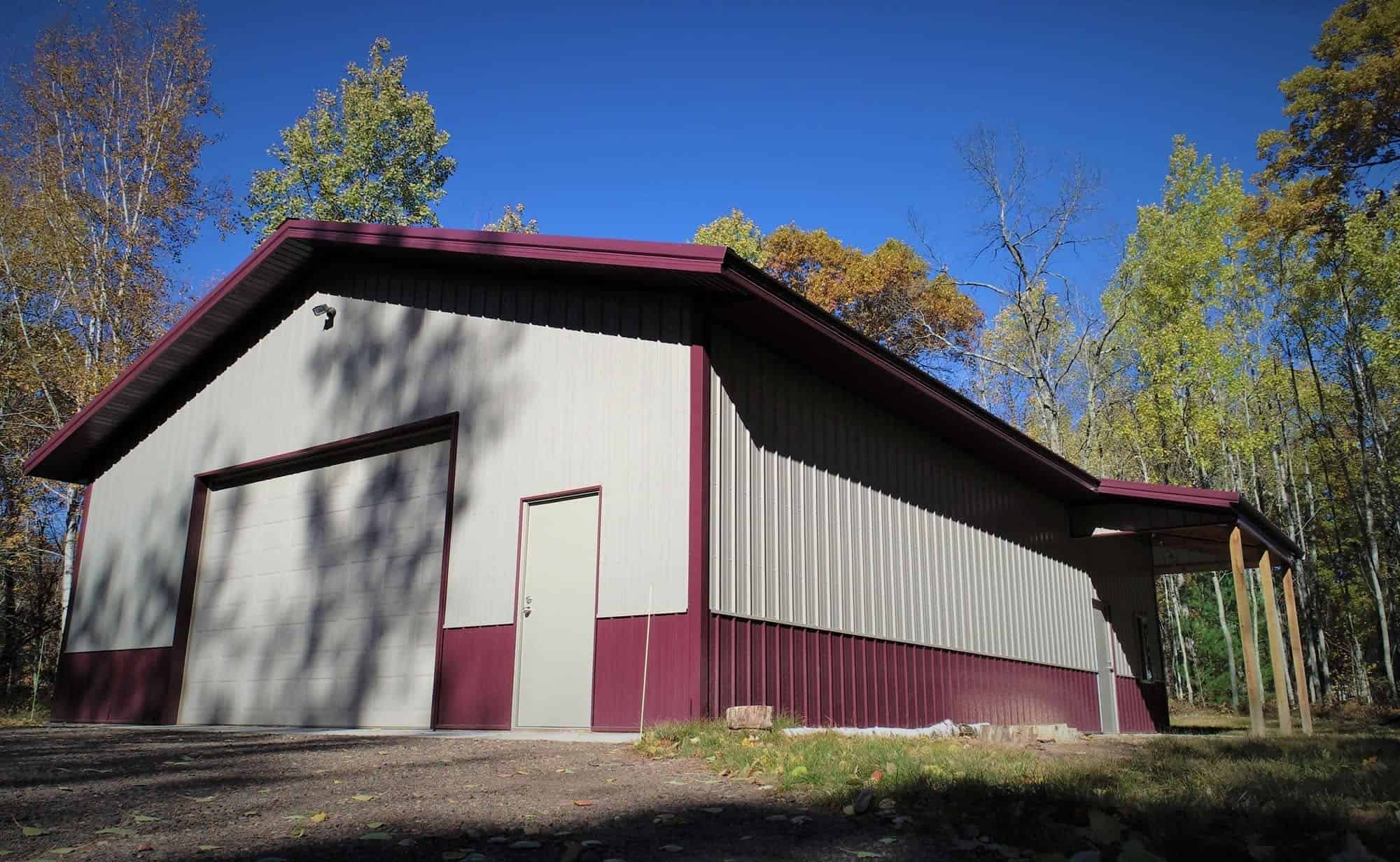 picture of a custom pole barn