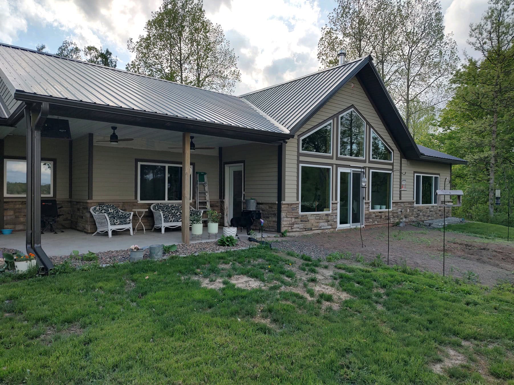 Seeking Barndo Carpenters